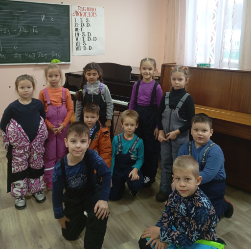 Экскурсия в музыкальную школу Экскурсия в музыкальную школу.