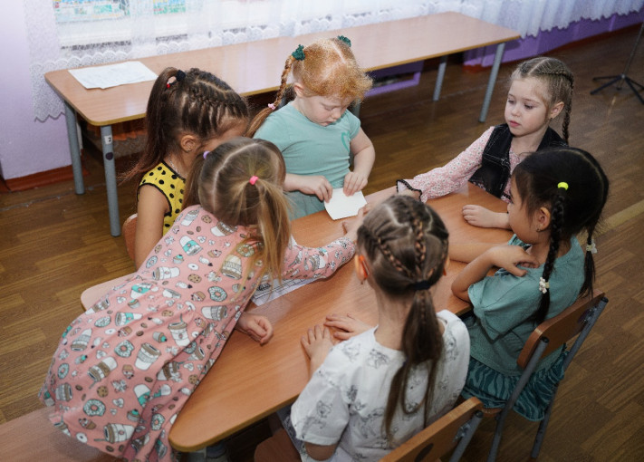Игра «Умники и Умницы» Игра «Умники и Умницы».