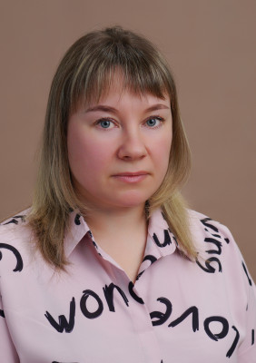 Младший воспитатель Скоринова Светлана Анатольевна Младший воспитатель Скоринова Светлана Анатольевна